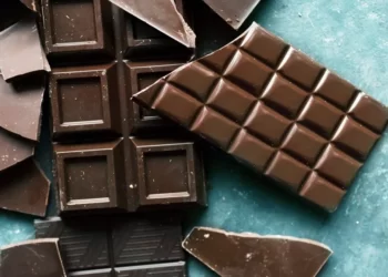 The Health Benefits of Eating Dark Chocolate