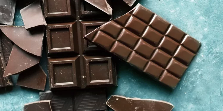 The Health Benefits of Eating Dark Chocolate 1 The Health Benefits of Eating Dark Chocolate