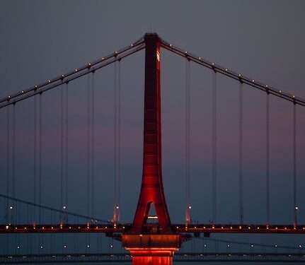 The Connection Between Physical and Mental Health: A Holistic Approach to Wellness 1 The Connection Between Physical and Mental Health: A Holistic Approach to Wellness