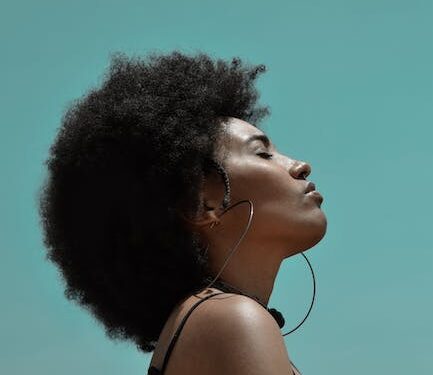 The Benefits of Mindfulness and Meditation for Mental Health 1 The Benefits of Mindfulness and Meditation for Mental Health