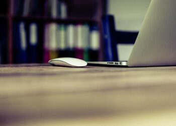 How to Start a Side Hustle With No Money in 2026