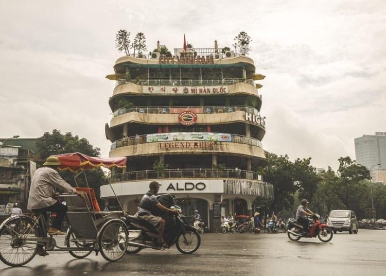 Vietnam Budget Travel Guide 2026: How to Do It for $40 a Day